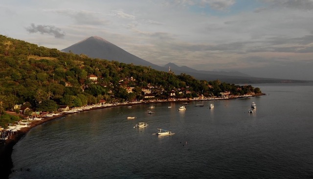 Diving in Amed